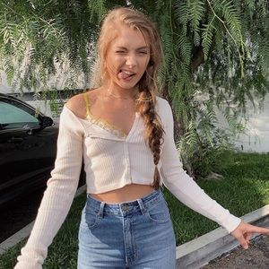 Brandy Melville Zelly Top